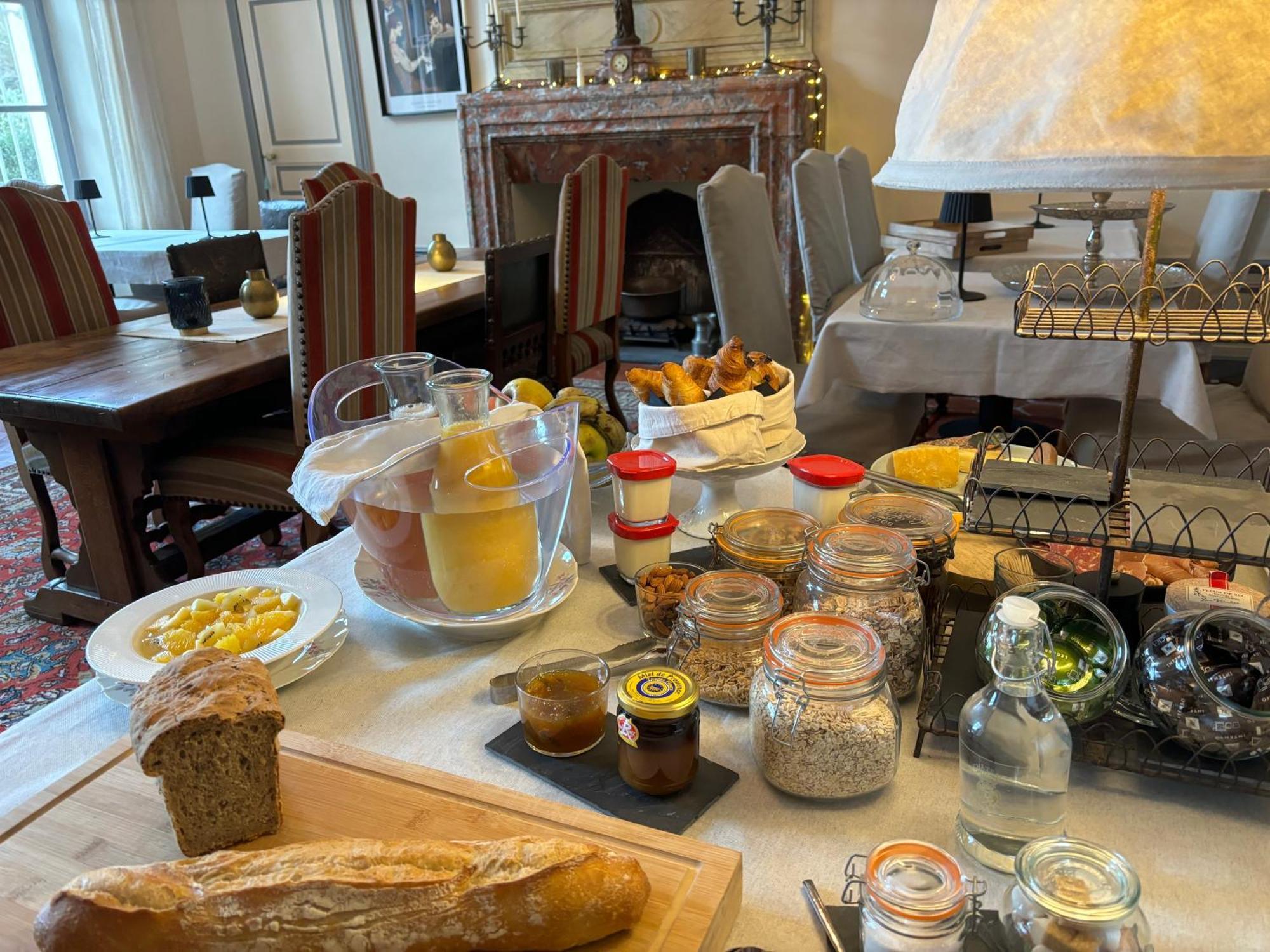 Château de Roquelune Pézenas Extérieur photo