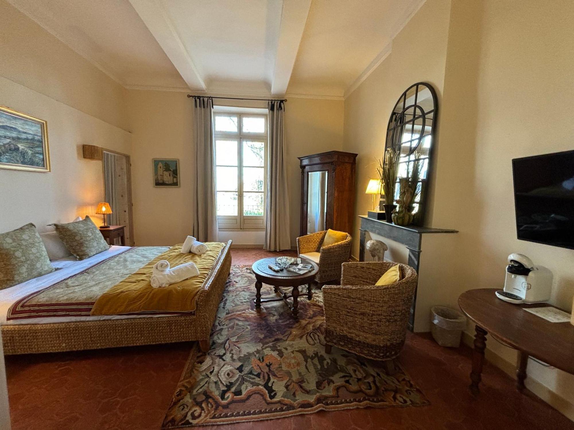 Château de Roquelune Pézenas Extérieur photo